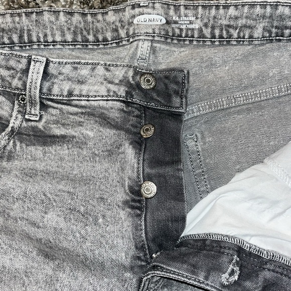Women’s Grey Washed Jeans - Picture 5 of 6